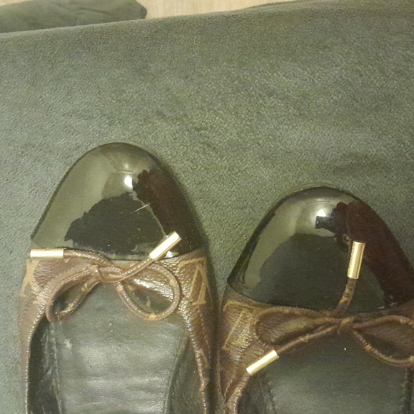 Sold - Picture 3 of 7